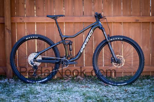 Devinci Marshall specs and reviews